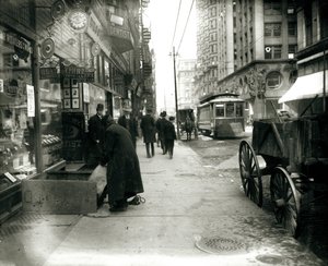 Sidewalk on Olive Street Looking West from Seventh Street by Unbekannt Unbekannt